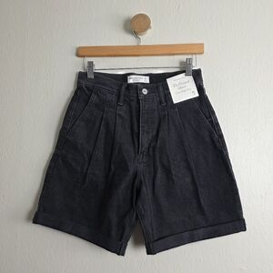 NWT Abercrombie & Fitch The Pleated Ultra High Rise Black Denim Shorts Jorts 26
